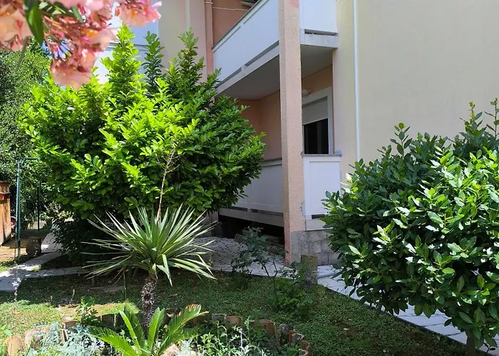 公寓 Haus Sabina *