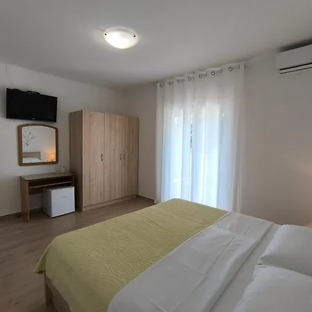 Haus Sabina Apartment