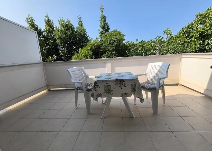 Apartment Haus Sabina Palit