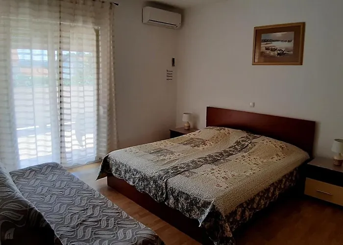 Haus Sabina Apartment